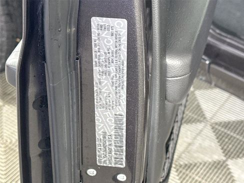 Used 2022 Jeep Wrangler Sport AWD/4WD image 22
