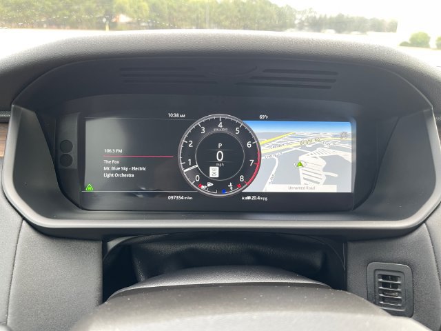 Used 2018 Land Rover Discovery HSE AWD/4WD image 19