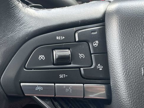 Used 2023 Cadillac XT6 Premium Luxury FWD image 16