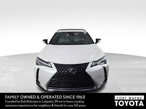 Used 2022 Lexus UX 250h w/ Premium Package image 3