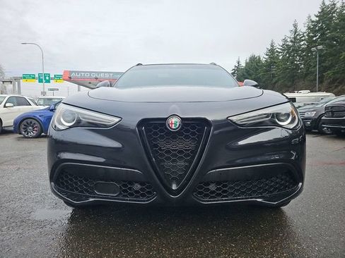 Used 2023 Alfa Romeo Stelvio Ti AWD/4WD image 22