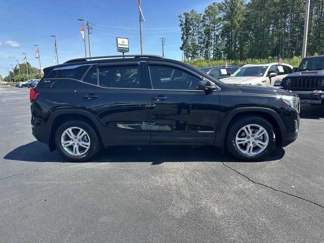 Certified 2020 GMC Terrain SLE w/ Driver Convenience Package FWD image 9