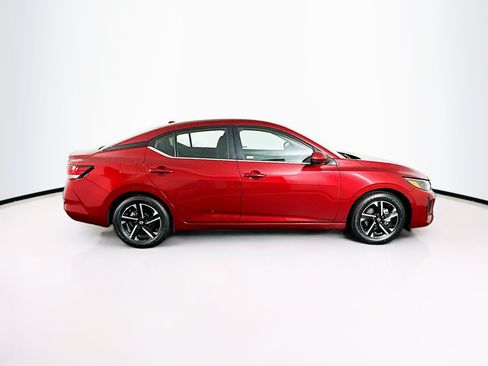 Used 2025 Nissan Sentra SV FWD image 10