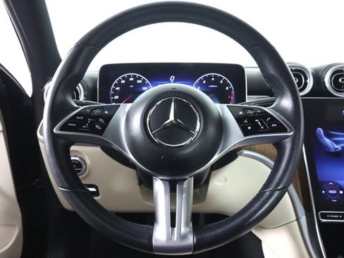 Used 2022 Mercedes-Benz C 300 Sedan image 11