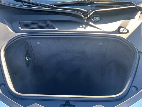 Used 2021 Chevrolet Corvette Stingray Preferred Conv w/ Z51 Performance Package image 9