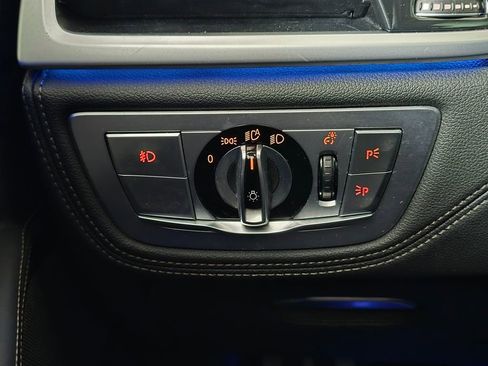 Used 2019 BMW 750i xDrive image 44