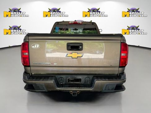 Used 2017 Chevrolet Colorado W/T w/ WT Convenience Package AWD/4WD image 5