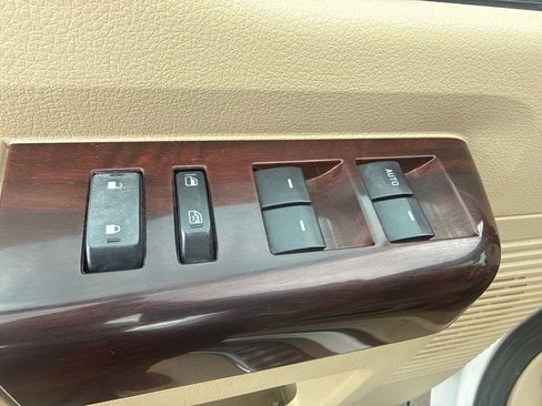 Used 2010 Ford F350 4x4 Crew Cab Super Duty image 24