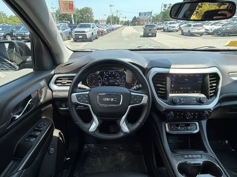 Certified 2023 GMC Acadia SLT w/ Elevation Edition AWD/4WD image 18