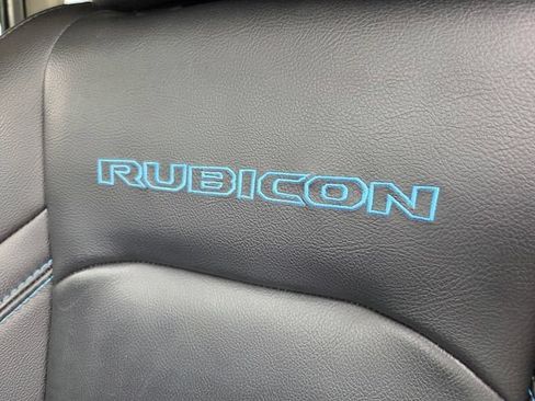 Used 2023 Jeep Wrangler Unlimited Rubicon 4xe w/ Cold Weather Group AWD/4WD image 20