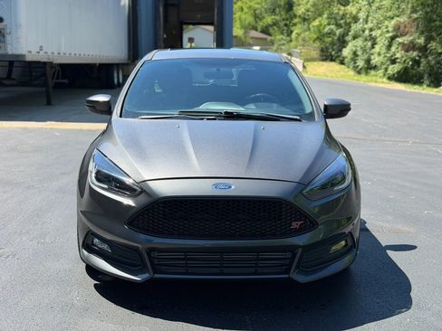 Used 2015 Ford Focus ST FWD image 2
