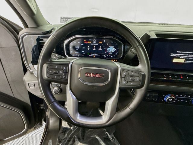 Used 2023 GMC Sierra 1500 Elevation w/ X31 Off-Road Package AWD/4WD image 12