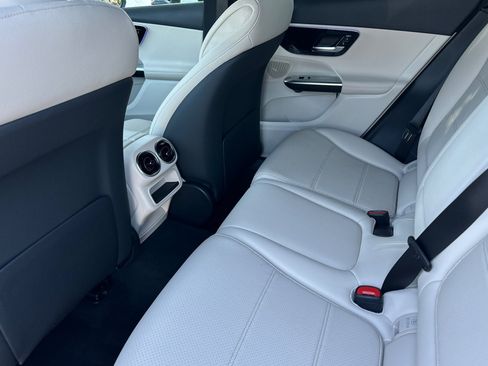 New 2026 Mercedes-Benz GLC 300 4MATIC image 12