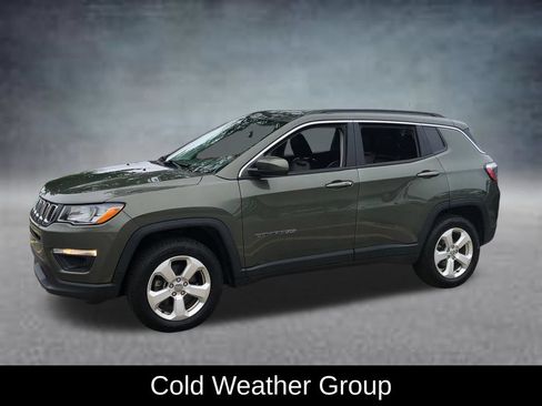 Used 2018 Jeep Compass Latitude w/ Popular Equipment Group AWD/4WD image 6