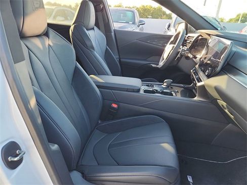 New 2025 Lexus RX 500h F Sport image 25