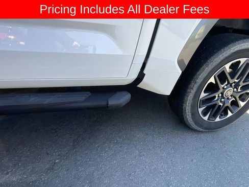 Used 2024 Toyota Tundra Limited w/ Power Package AWD/4WD image 8