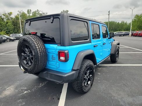 Used 2021 Jeep Wrangler Unlimited Sport AWD/4WD image 7