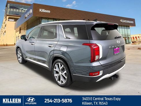 Used 2022 Hyundai Palisade SEL w/ Premium Package FWD image 5
