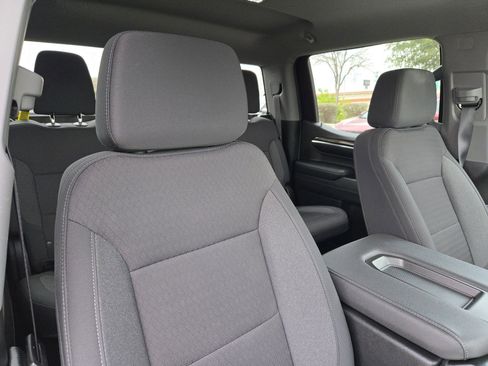 Used 2024 Chevrolet Silverado 1500 LT image 31