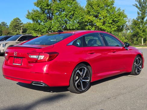 Used 2022 Honda Accord Sport image 7