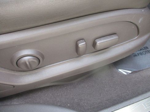 Used 2014 Buick Enclave Premium w/ Trailering Provision Package FWD image 22
