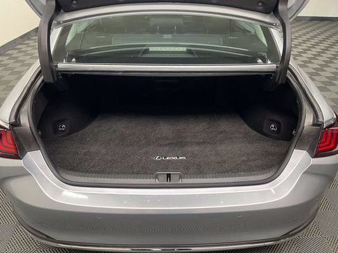 Certified 2022 Lexus ES 300h w/ Premium Package FWD image 8