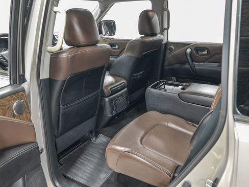 Used 2023 INFINITI QX80 Premium Select w/ Cargo Package image 28