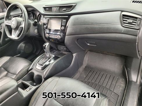 Used 2020 Nissan Rogue SL image 16
