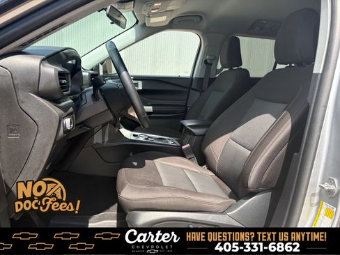 Used 2022 Ford Explorer XLT AWD/4WD image 11