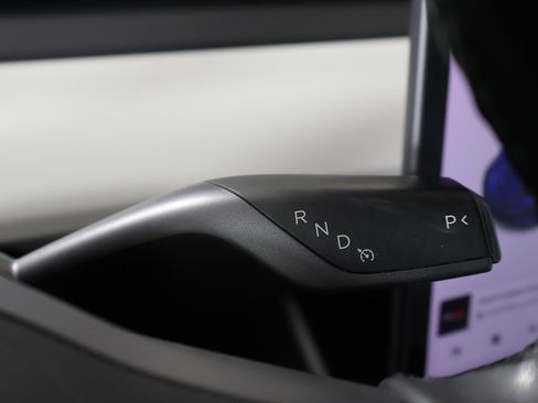 Used 2019 Tesla Model 3 Standard Range Plus image 42