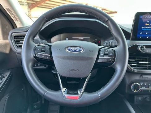 Used 2023 Ford Escape Active image 31