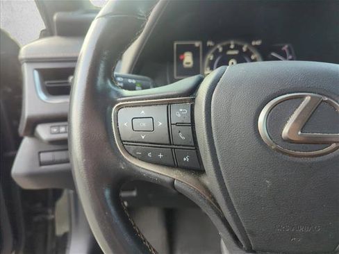 Used 2020 Lexus UX 200 w/ Accessory Package 2 FWD image 11