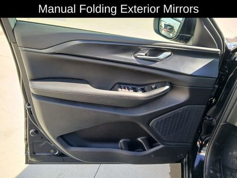 New 2026 Jeep Grand Cherokee Laredo image 12