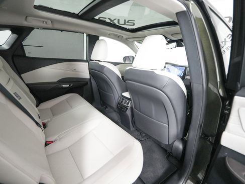 Certified 2025 Lexus RX 350 Luxury image 18