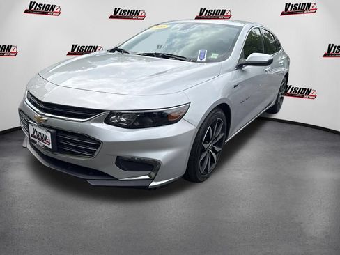Used 2018 Chevrolet Malibu LT w/ Sport Package FWD image 1
