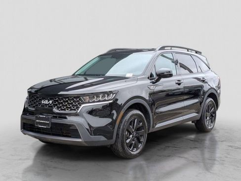 Used 2023 Kia Sorento S AWD/4WD image 2