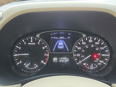 Used 2014 Nissan Pathfinder SV AWD/4WD image 19