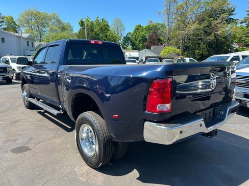 Used 2014 RAM 3500 Tradesman w/ Chrome Appearance Group AWD/4WD image 3