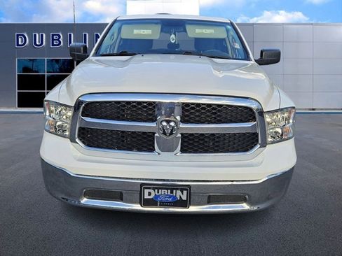 Used 2022 RAM 1500 Classic SLT image 2