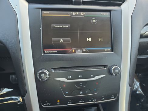 Used 2013 Ford Fusion SE image 20