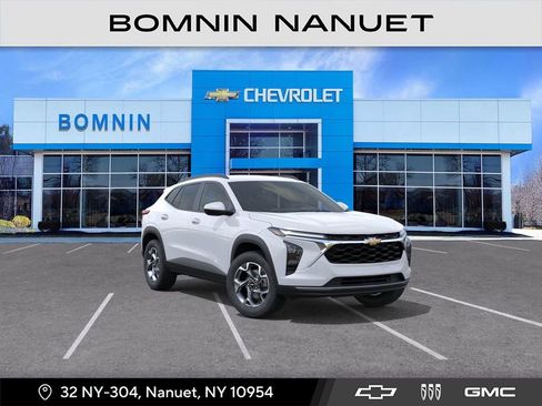 New 2025 Chevrolet Trax LT image 1