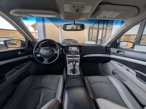 Used 2009 INFINITI G37 Journey w/ Premium Pkg image 24