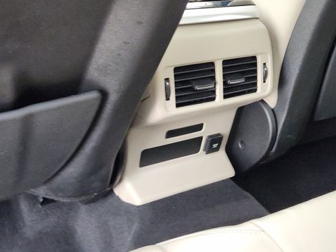 Certified 2021 Land Rover Range Rover Velar S image 34