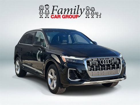 Used 2025 Audi Q7 3.0T Premium image 2