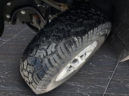 Used 2024 GMC Sierra 2500 SLE w/ SLE Convenience Package image 39