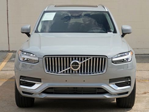 Used 2025 Volvo XC90 T8 Plus w/ Protection Package Premier AWD/4WD image 50
