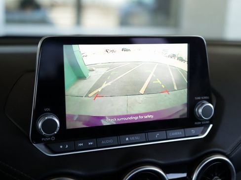 Used 2024 Nissan Sentra SV image 13