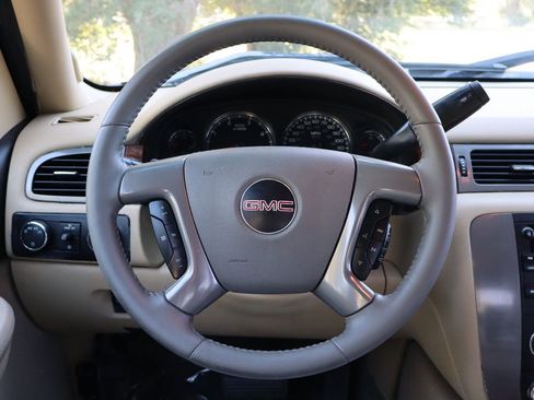 Used 2008 GMC Sierra 2500 SLT w/ Convenience Package image 18