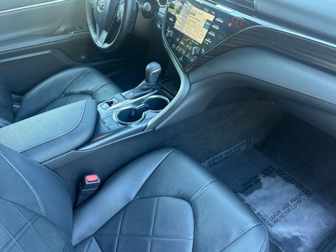 Used 2019 Toyota Camry XLE w/ Driver Assist Package FWD image 19