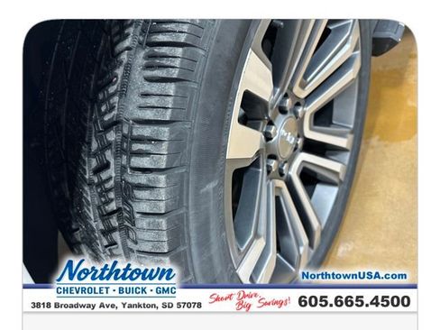 Used 2020 GMC Yukon Denali w/ Open Road Package image 29